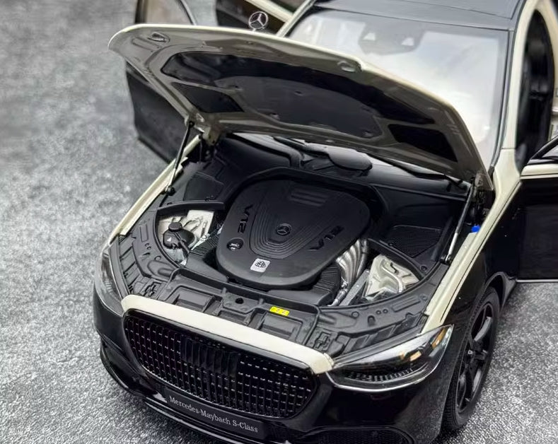 Maybach S680 S-Class 1:18 Almost Real Licensed Diecast Car Model