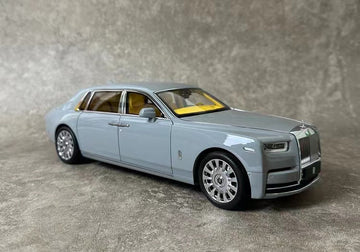 Rolls Royce Phantom VIII Grey 1:18 Dealer Edition Licensed Diecast Car Model